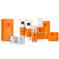 Tropicare - Линия с тропическими фруктами для сухой и нормальной кожи.